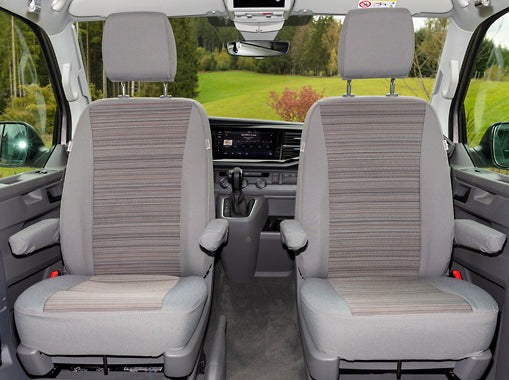 Second Skin® | Schonbezug FH-Sitze | Design "Mixed Dots" | VW T6.1 California Coast/Beach | 100705768 - better-camper.de | Mense GmbH