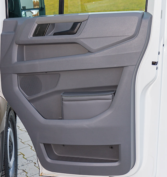 MULTIBOX® | Isoliertasche und/oder Abfallbehälter | VW Grand California rechte FH-Tür, | "Leder Palladium" | 100706844 - better-camper.de | Mense GmbH