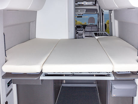 iXTEND® | Spannbettlaken für 3-tlg Matratze Heckbett | Design "Nicki-Plüsch", | VW Grand California 600 | 100707608 - better-camper.de | Mense GmbH