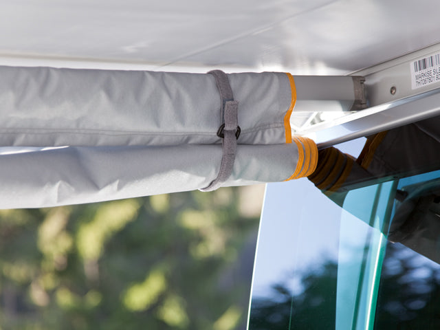 Rollmarkisen-Seitenwand für die Serienrollmarkise | 100400058 - better-camper.de | Mense GmbH