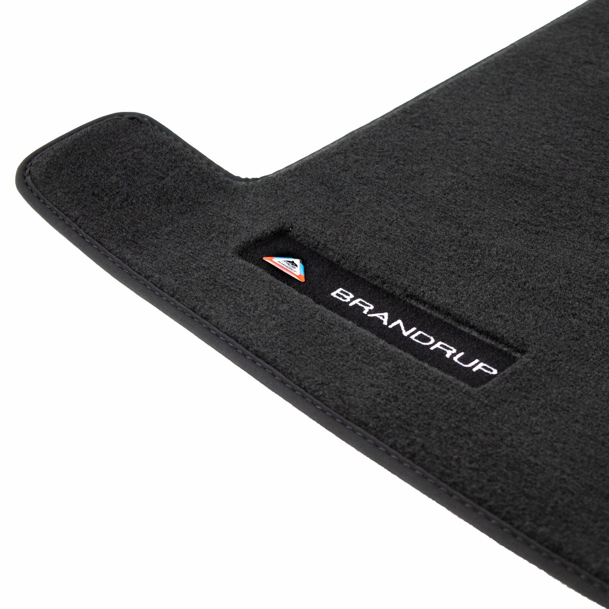 Velor carpet | Rear cargo area, 3-seater bench "Titanium Black" | VW T6.1/T6/T5 Multivan, Beach | 100708619