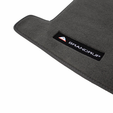 Veloursteppich | für den Heckladeraum | "Palladium" | VW T6.1/T6/T5 Multivan/California Beach (ab 2010) mit 3er-Bank | 100708622