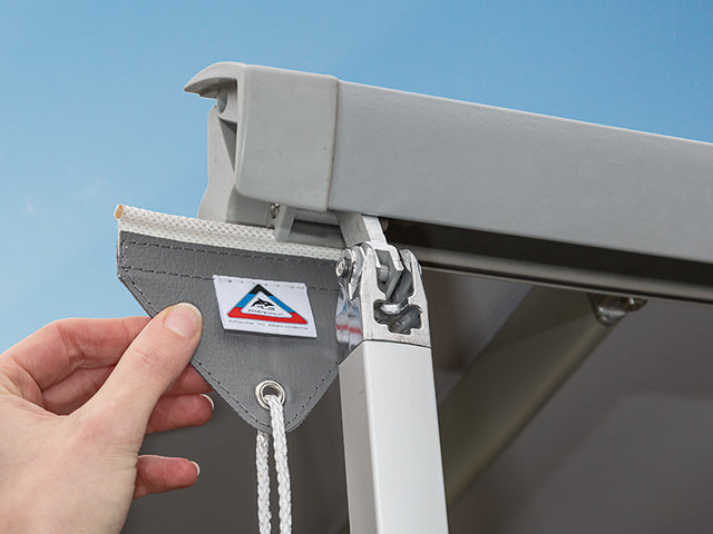 Markisenabspann-Set für die optionale Markise | 100400060 - better-camper.de | Mense GmbH