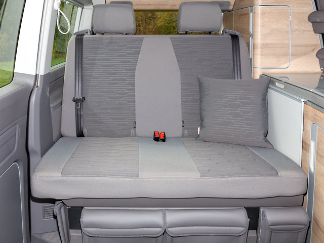 Second Skin | Schonbezug Komplett Set | VW T6.1 California Ocean/Coast | „Circuit/Palladium“ - better-camper.de | Mense GmbH