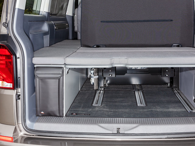 UTILITY | für Stauschrank Heck und Bug, 1 Tasche | VW T6.1 California Beach mit 2er-Bank | 100706839 - better-camper.de | Mense GmbH