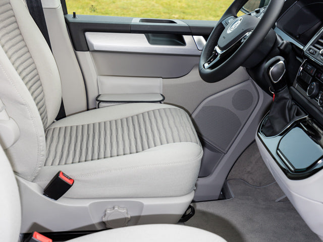 MULTIBOX® | VW T6 | für die linke Fahrerhaustür | Design VW T6.1 „Leder Palladium“ | 100706831 - better-camper.de | Mense GmbH