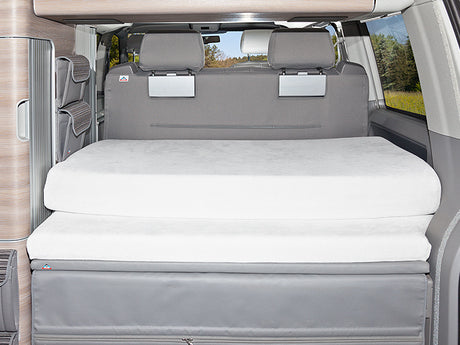 iXTEND® | Spannbettlaken für iXTEND Faltbett | VW T6/T5 California Ocean/Coast/Comfortline | Nicki-Plüsch | 100707600 - better-camper.de | Mense GmbH