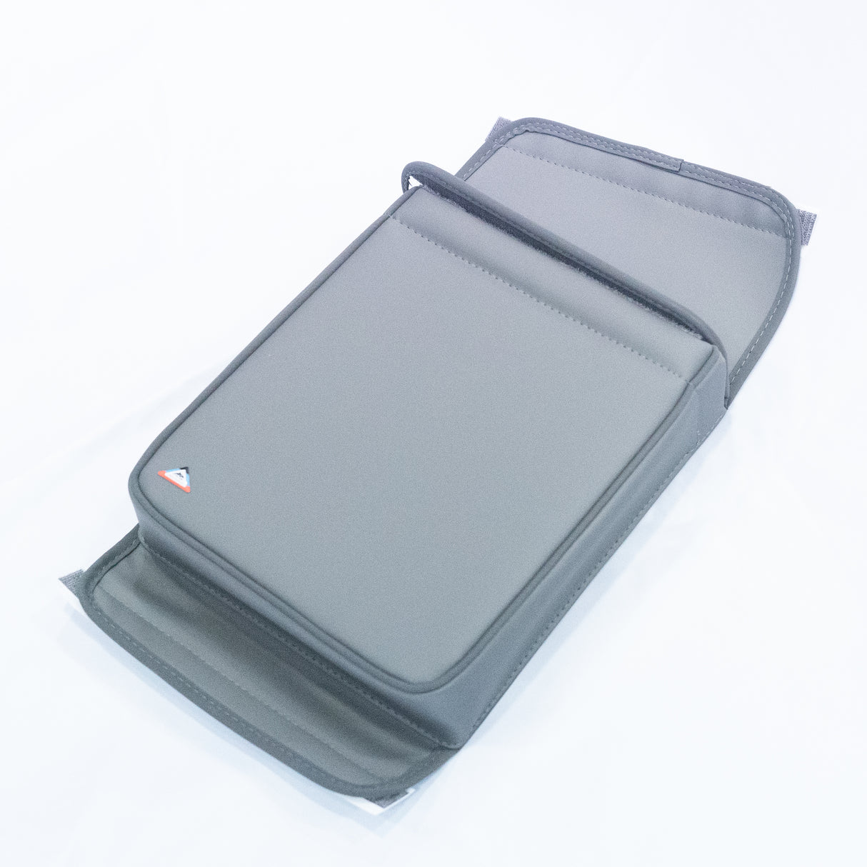 MULTIBOX® | Isoliertasche und/oder Abfallbehälter | VW T6.1 rechte FH-Tür | Design "Leder Palladium" | 100706836 - better-camper.de | Mense GmbH