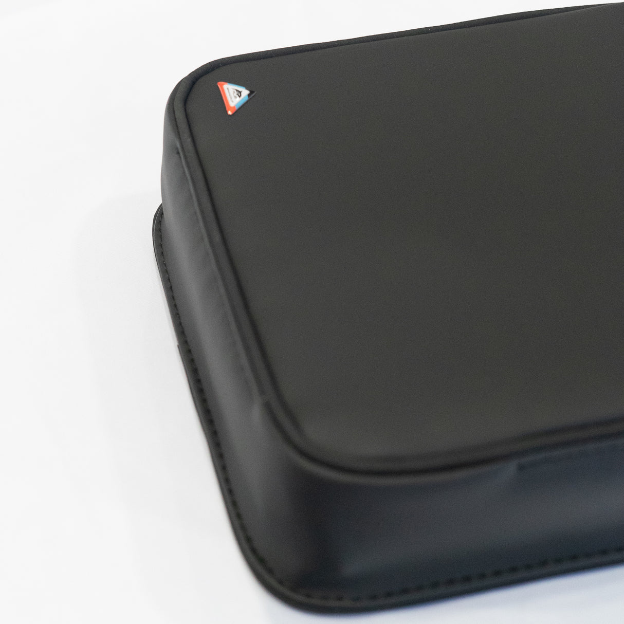 MULTIBOX® | VW T6 | für die rechte Fahrerhaustür | Design VW T6.1 „Leder Titanschwarz“ | 100706834 - better-camper.de | Mense GmbH