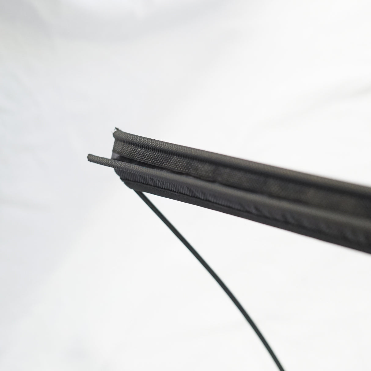 AIRSCREEN | Regenschutz für linkes Schiebefenster VW T6.1/T6/T5 | 100702502 - better-camper.de | Mense GmbH