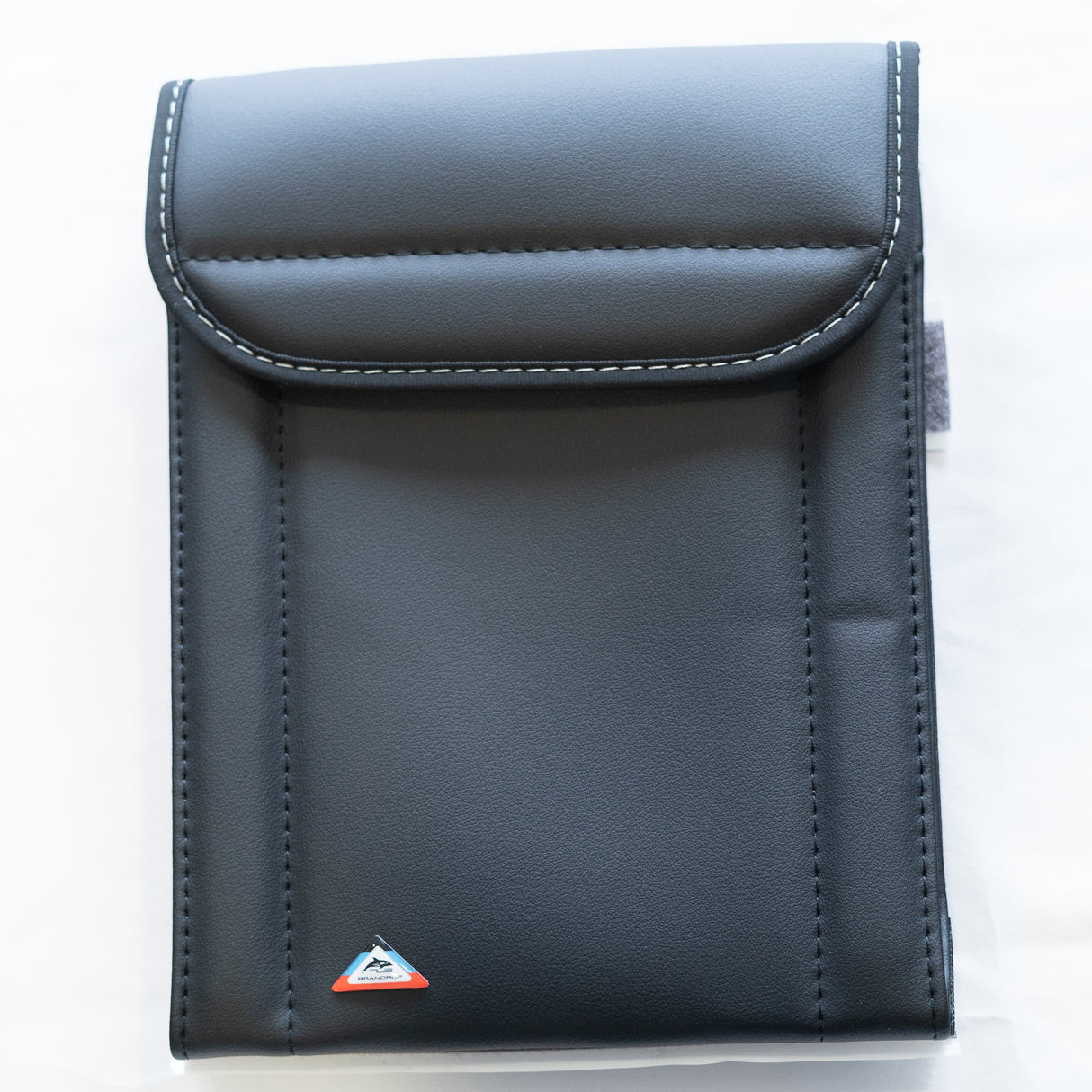 UTILITY | Bettkasten (2er-Bank) seitlich rechts und D-Säule rechts | VW T6.1 California Beach | 100706819 - better-camper.de | Mense GmbH