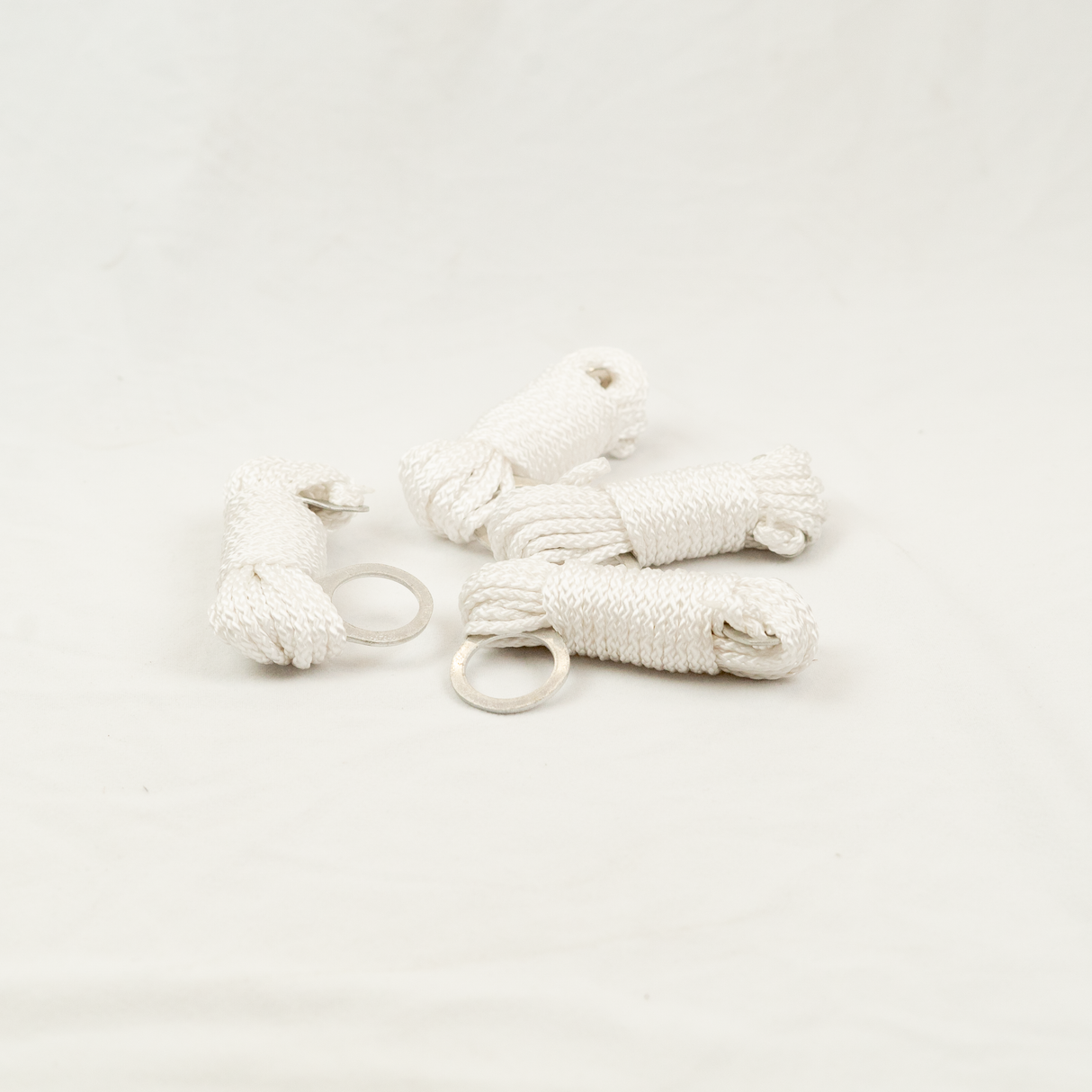 Zeltleine 4 m mit Dreilochspanner | 4 Stück | Z00400008 - better-camper.de | Mense GmbH