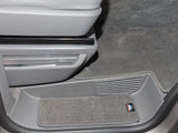 Veloursteppich | Set für beide Fahrerhaus-Trittstufen | VW T6.1 | Design „Palladium" | 100708667